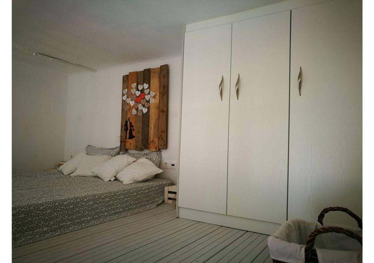 Kikilia'S & Stelio'S Apartments Adamantas  ภายนอก รูปภาพ