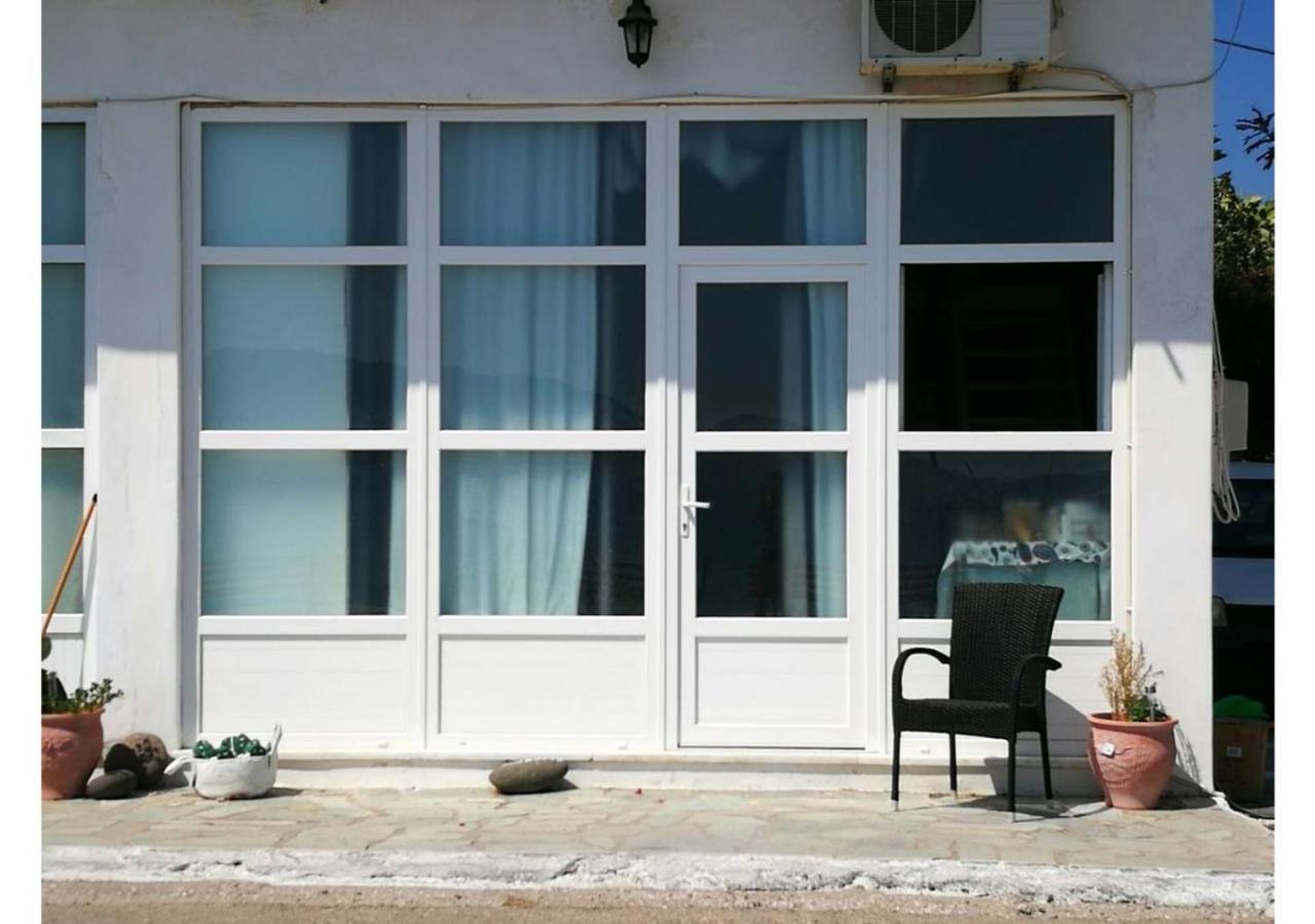 Kikilia'S & Stelio'S Apartments Adamantas  ภายนอก รูปภาพ