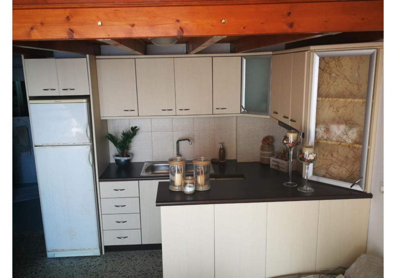 Kikilia'S & Stelio'S Apartments Adamantas  ภายนอก รูปภาพ