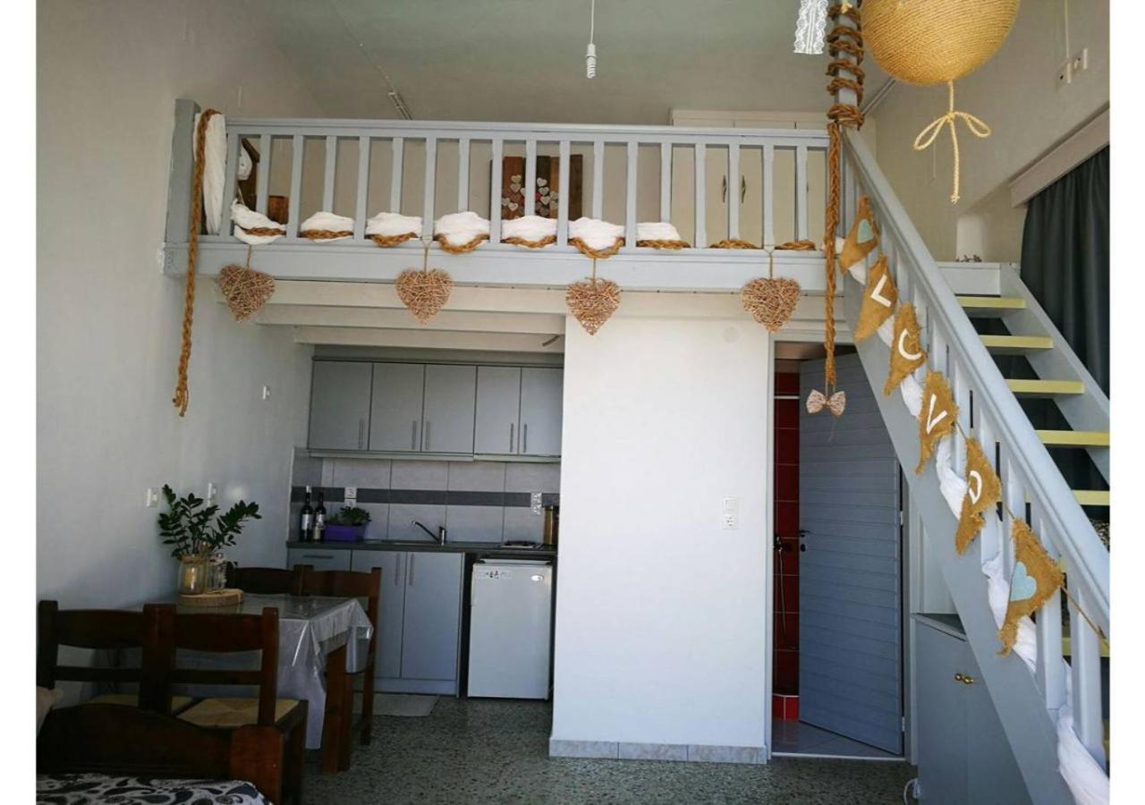 Kikilia'S & Stelio'S Apartments Adamantas  ภายนอก รูปภาพ